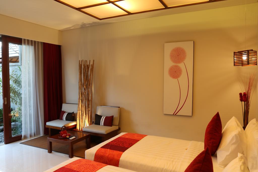 Villa Theanna And