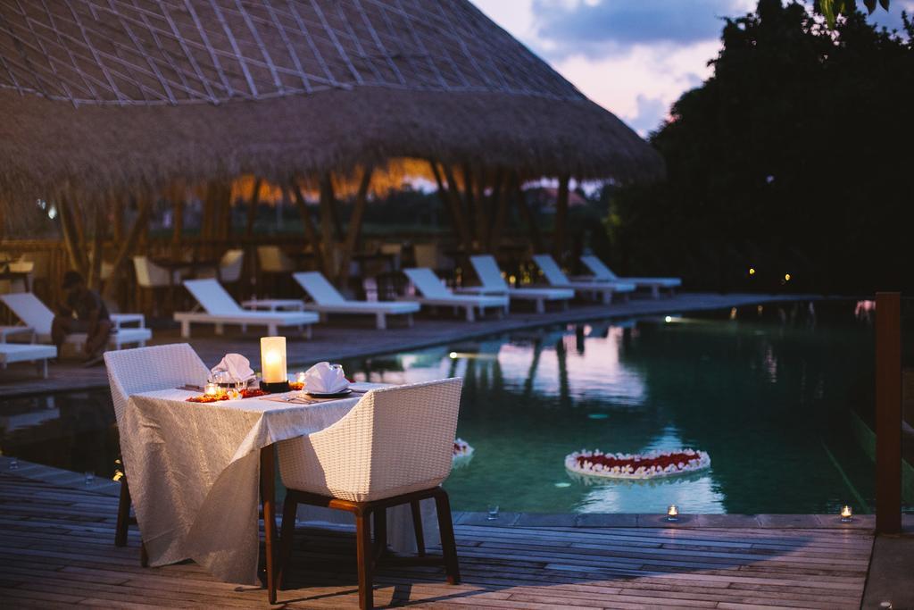 Villa Theanna And