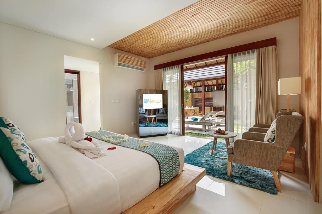 Villa Theanna And