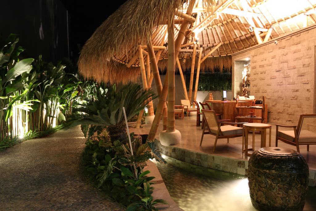 Villa Theanna And